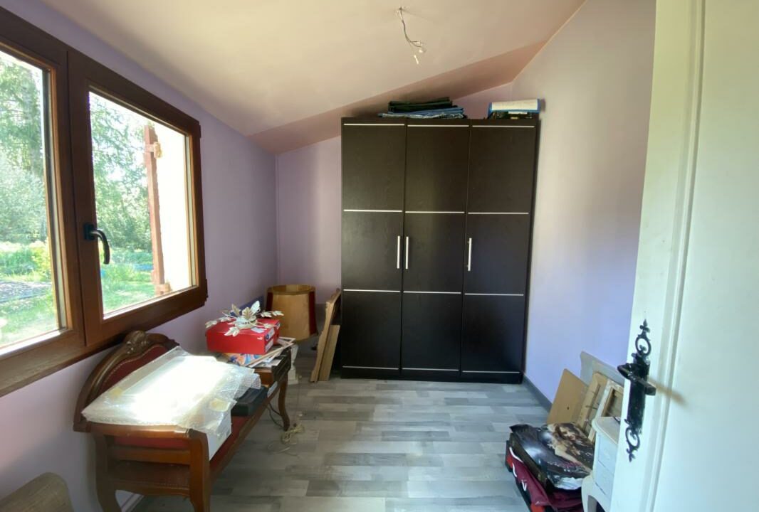 V10000169-25042025-185721-6